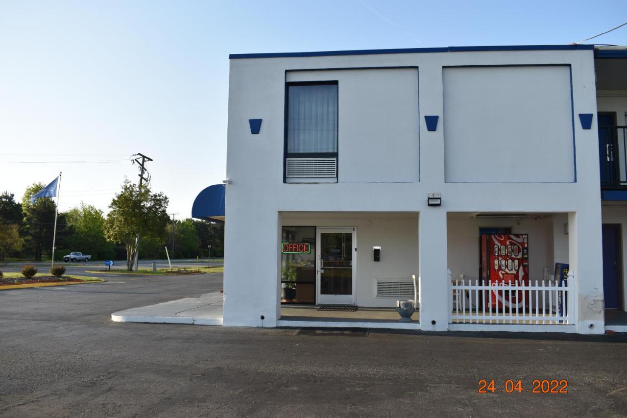Economy Inn Norge Exterior photo